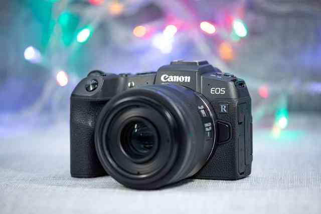 轻便小巧全画幅 佳能EOS RP微单值得选购吗-1.jpg