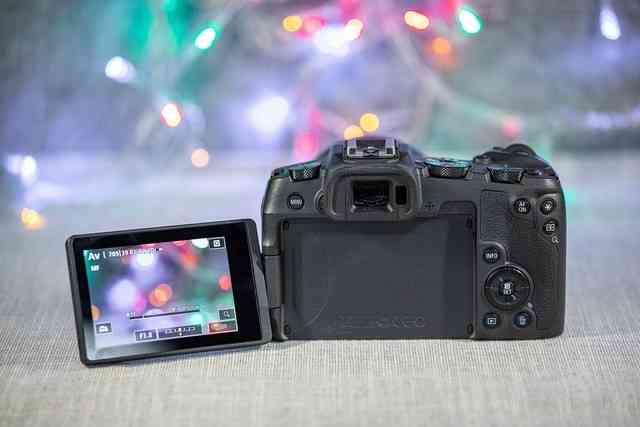 轻便小巧全画幅 佳能EOS RP微单值得选购吗-2.jpg