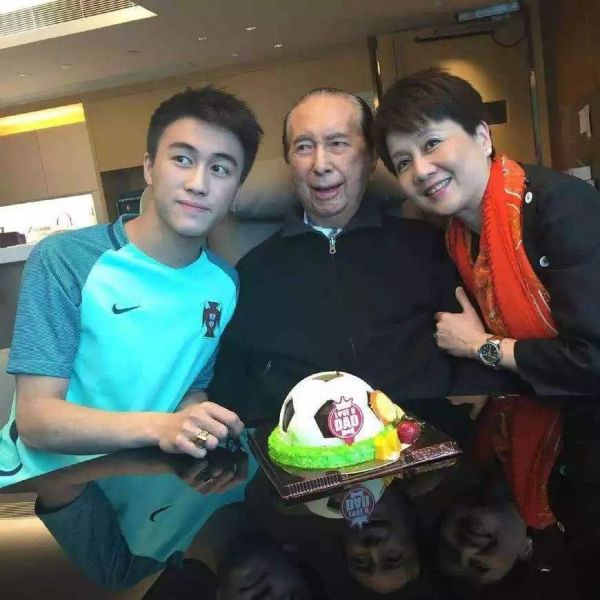 赌王何鸿燊去世，一代大佬的传奇！-15.jpg