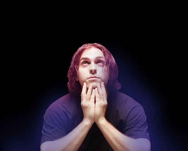 用PS CS5制作酷炫的抽象光线人物海报-16.jpg