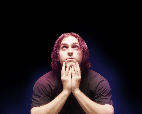 用PS CS5制作酷炫的抽象光线人物海报-18.jpg