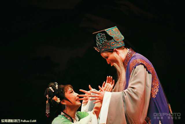 教你舞台摄影四个小技巧-1.jpg