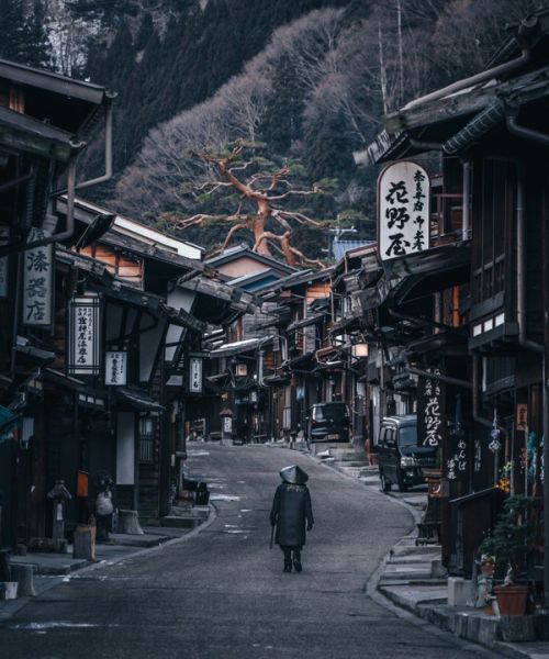 如何调出摄影师rkrkrk暗黑色调-3.jpg