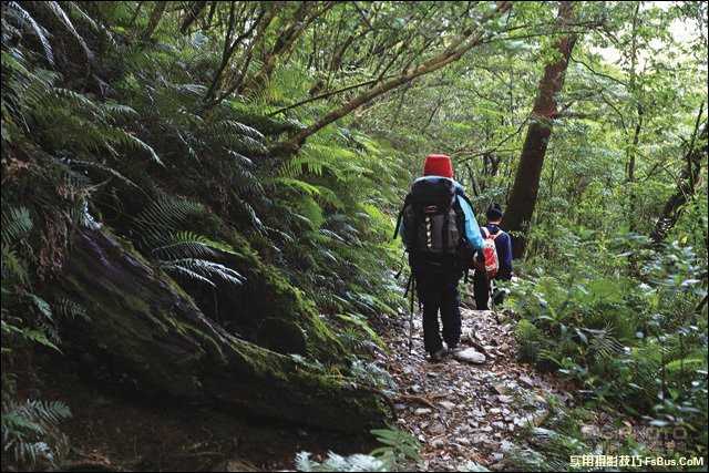 登山拍美景 告诉你该做哪些功课-2.jpg