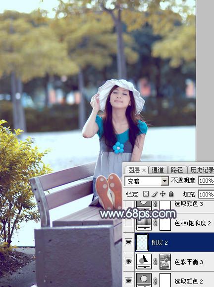 Photoshop将公园长凳上的美女图片调成秋季蓝-24.jpg