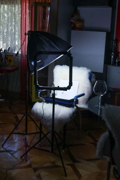 在拍摄产品摄影的时候，初学者想获得一张主体清晰，看...-4.jpg