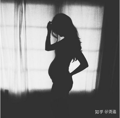 肚子最大的孕妇照片-12.jpg