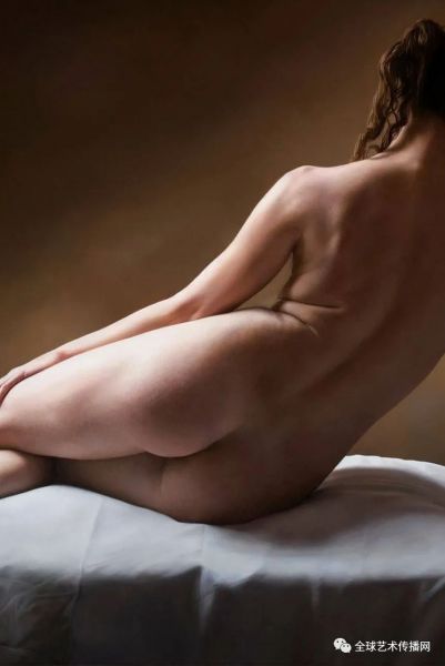 写实女人体油画，法国油画家哈维尔·阿里扎巴罗作品-4.jpg