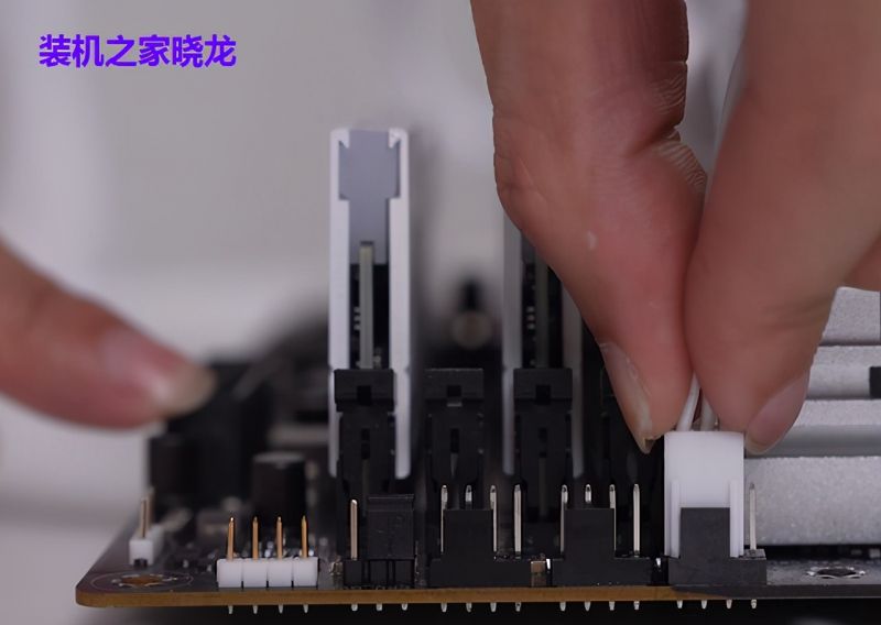 超详细图文+视频电脑组装教程，装机之家手把手教你组装...-37.jpg