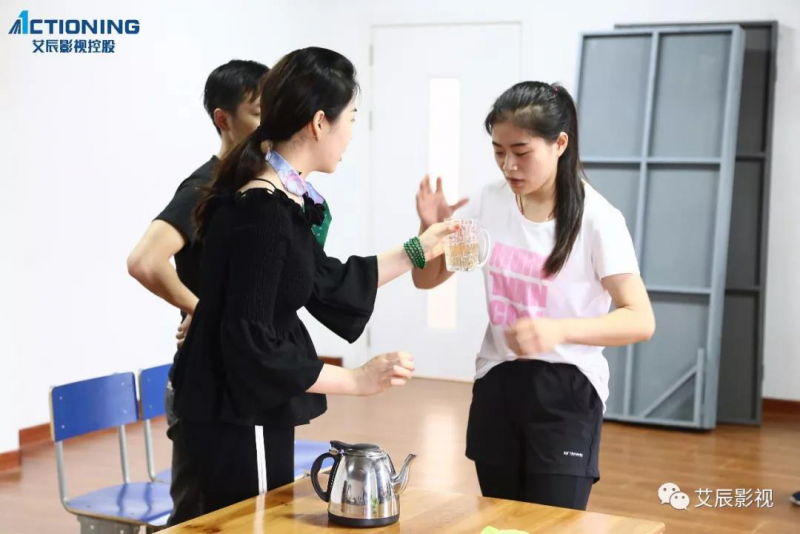 作为演员，需要掌握哪些表演入门技巧？-6.png