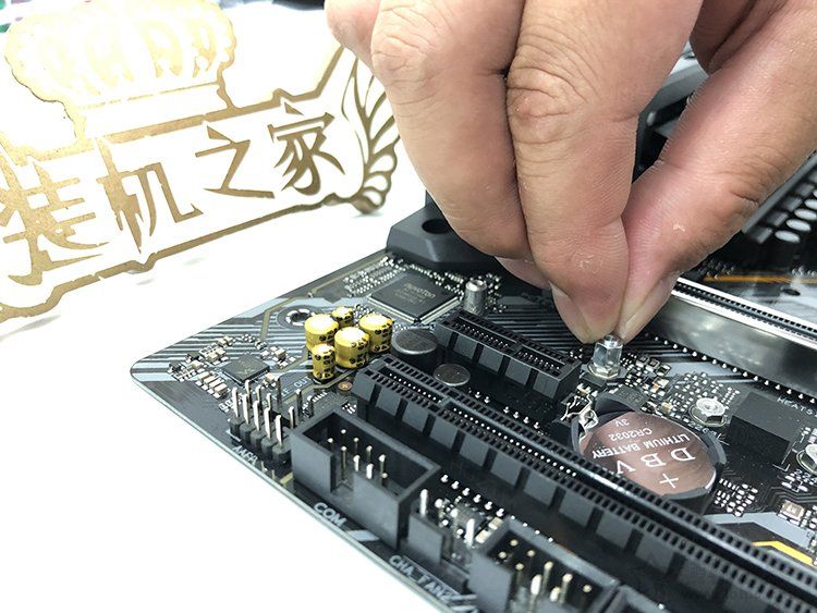 自己如何组装电脑主机？diy电脑组装教程图解详细步骤+装...-24.jpg