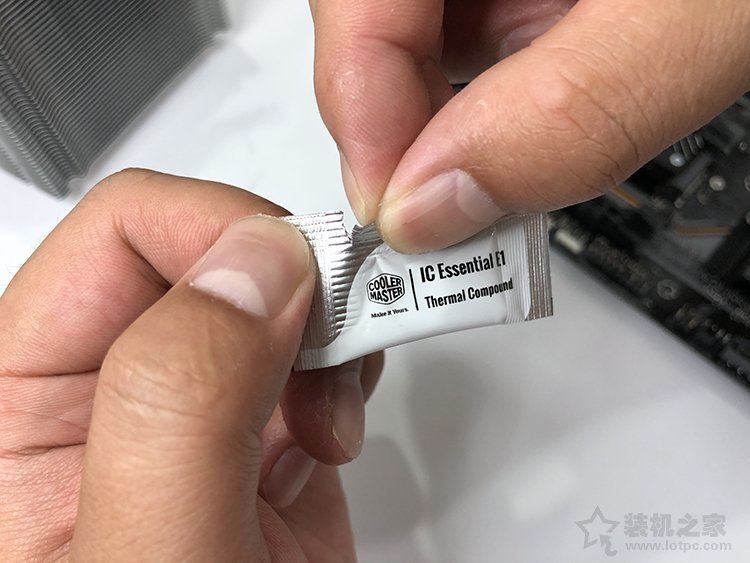 自己如何组装电脑主机？diy电脑组装教程图解详细步骤+装...-38.jpg
