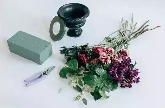 把家里的鲜花，分分钟插出花店的效果，简单插花教程-9.jpg
