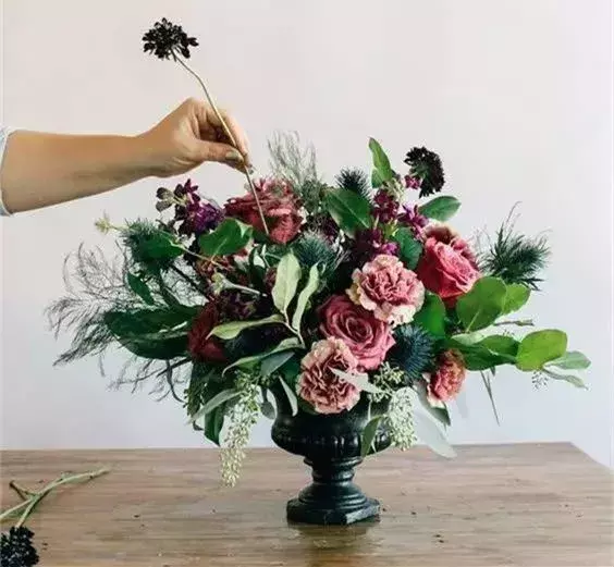把家里的鲜花，分分钟插出花店的效果，简单插花教程-15.jpg