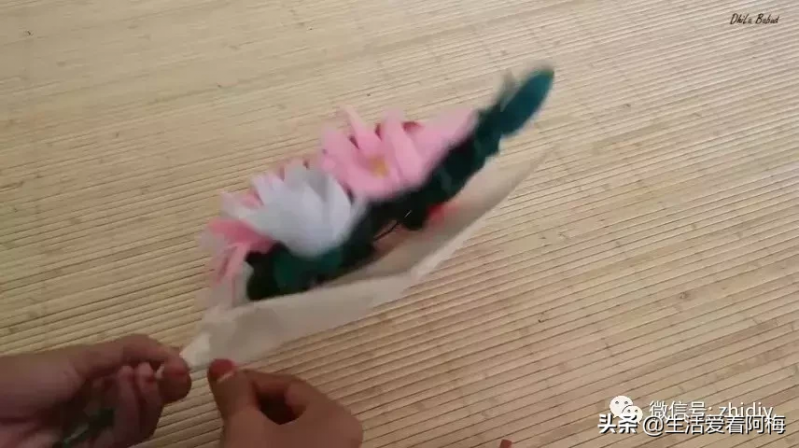 花束包装有何难？8种花艺包装教程分享给你，秒变花艺大师-20.jpg