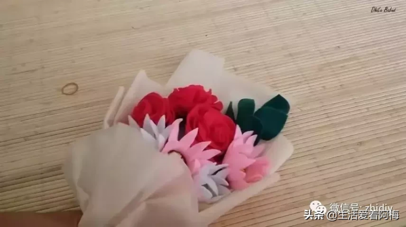 花束包装有何难？8种花艺包装教程分享给你，秒变花艺大师-31.jpg